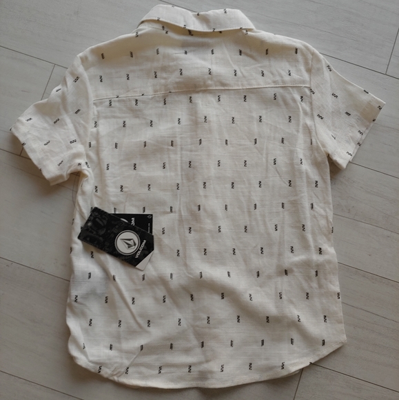 VOLCOM NEW toddler Linen Button Up Shirt & Chino Shorts Set - Picture 4 of 12